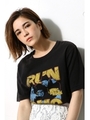 【AZUL by moussy】RUNDMCフォトロゴTシャツ/BLK
