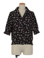 花柄シャーリングブラウス/オフホワイト