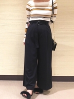 サイドベンツタックワイドパンツ/ネイビー