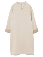 【emmi atelier】ボックスVネックワンピース/BEG