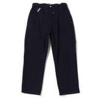 【50%OFF】【オンライン限定商品】裏ロゴデザインツイルクロップドパンツ