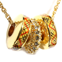 バーバリー BURBERRY デザインリング ネックレス 27928  ゴールド系  ゴールドで胸元にアクセントを