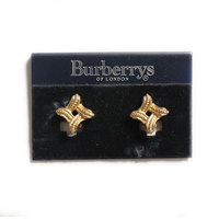 バーバリーズ　イヤリング　37445　ゴールド　可愛いイヤリングです