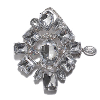 バーバリーブルーレーベル ブローチ 37424 シルバー系 レディース キラキラ美しいクリスタルの輝き