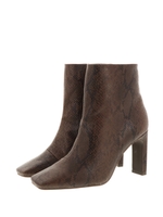 ソフトスクエアトゥショートブーツ/SNAKE