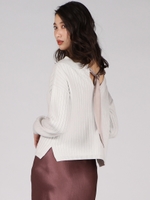 バックリボンワイドリブVネックニット/ホワイト