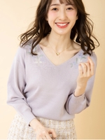 フラワーエンブロイダリーニット/ラベンダー