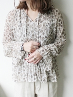 花柄プリーツボウタイブラウス/シロ