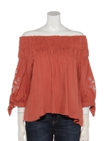 袖刺繍オフショルブラウス/オレンジ