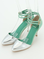 クリアヒールパンプス