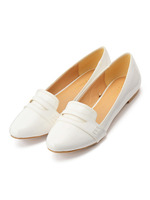 フラットローファー