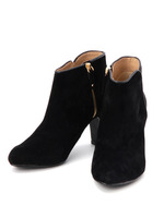 スエード調ショートブーツ