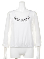 ビジュー付Vプルオーバー