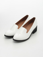 エナメルマニッシュフラットシューズ