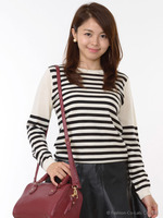 ボーダークルーニット