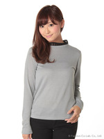 ストライプネックプルオーバー