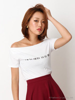 リップラインネックTOPS