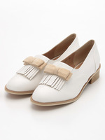 フリンジ付ローファー