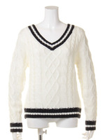 【FEMININE】ケーブル編みチルデンニットTOPS