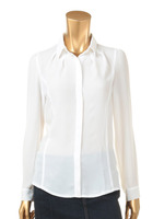 タックブラウス