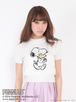 スヌーピーハイネックプルオーバー