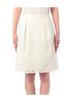 タック使いミディ丈レーススカート