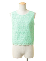 ナロウネックレースブラウス