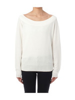 斜め編みオフショルダーニット