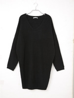 Vネックサイドスリットニット