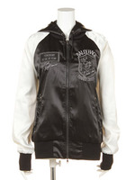 ワッペン付サテンスカジャン（ユニセックス）/ブラック