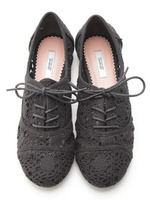 【abcdevol】コットンレースアップフラットパンプス/ブラック