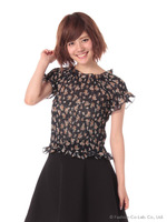 花柄シャーリングTOPS/クロ