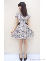 ウエスト配色フラワーワンピース/ピンク