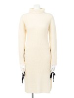 Lace Up Lady Knit One-Piece/Off White