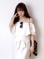 ラッフルオフショルブラウス/ホワイト