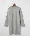 モックネックワンピース