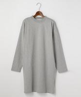 モックネックワンピース