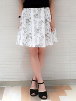 シアー花柄タックスカート/アイボリー柄