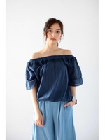 【AZUL by moussy】コットンボイルオフショルレースプルオーバー/NVY