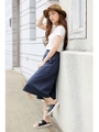【AZUL by moussy】30/-TR天竺合皮ロゴプレートT/O/WHT