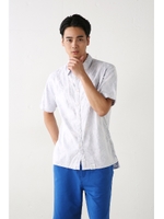 【AZUL by moussy】ボタニカル柄レーヨン麻ストレッチ半袖シャツ/WHT
