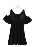 肩あきレースアップワンピ/ブラック