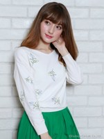 フラワー刺繍ニット/ネイビー
