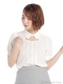 胸開きブラウス/クロ