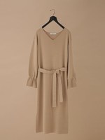 美人百花12月号掲載/袖ボリューム総針ベルト付ワンピ/ライトベージュ