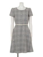 フラワー刺繍チェックOP/クロ