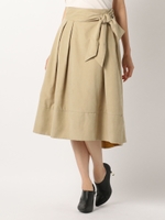 裾切り替えタックスカート/ベージュ
