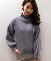 ボトルネック袖ボリュームリブニット