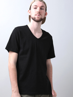 VネックベーシックTシャツ