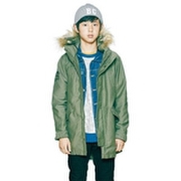 【50%OFF】フェイクファーつきモッズコート
